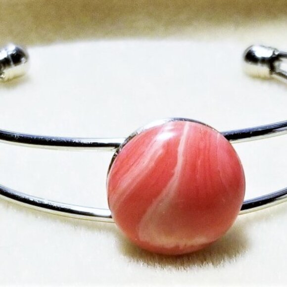 Banded Agate Cuff Bracelets - Picture 4 of 6